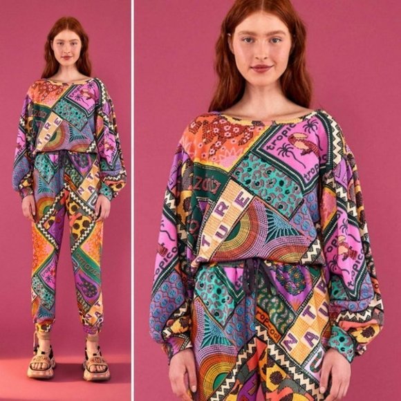 NWT! FARM RIO Dotted Patch Scarf Sweatshirt Size Small - Picture 3 of 12